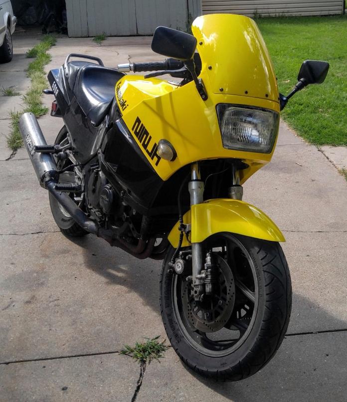 1985 Kawasaki NINJA 600R