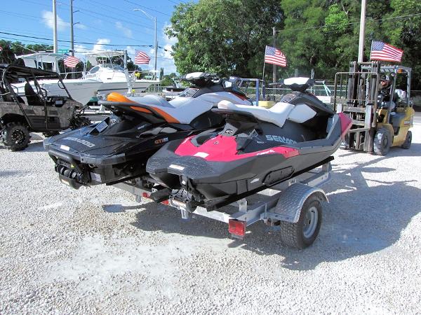 2014 Two Sea-Doo Jet Skis GTI 155 SE, Spark