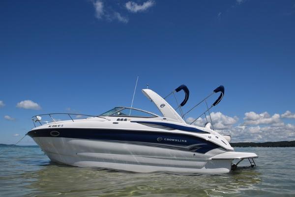 2005 Crownline 270 CR