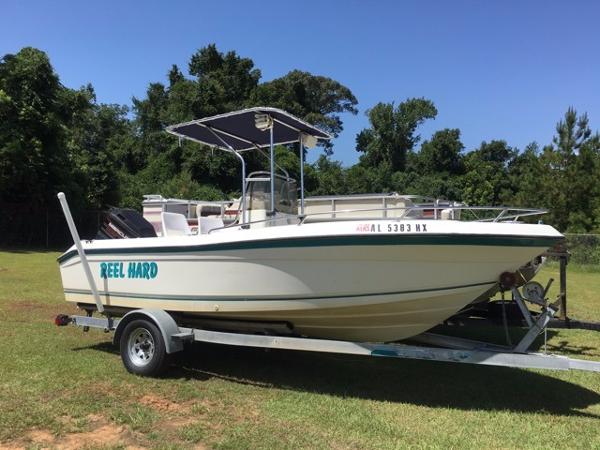 1995 Wahoo 1860 Center Console