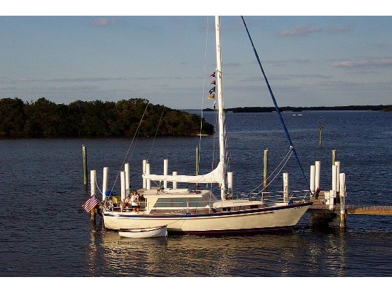 1980 Pearson 365 Pilothouse