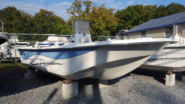 2016 Carolina Skiff 198 DLV