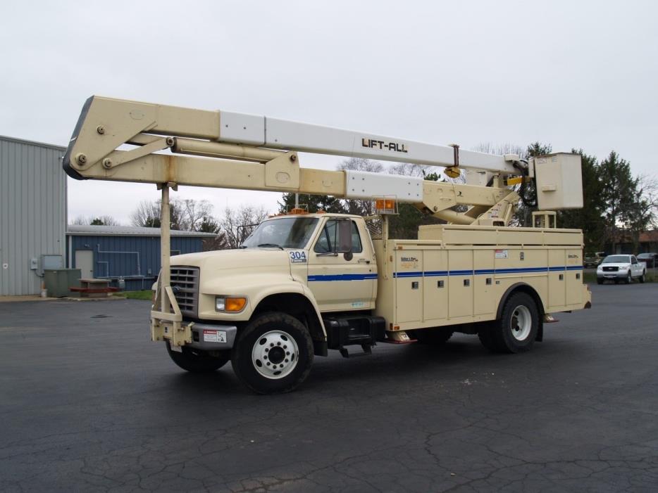 1995 Ford F750  Bucket Truck - Boom Truck