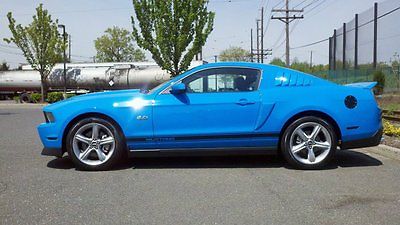 Ford : Mustang GT 2011 ford mustang gt coupe 2 door 5.0 l