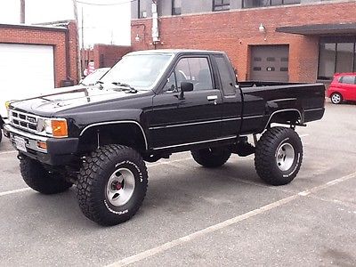 Toyota : Other SR5 Extended Cab Pickup 2-Door 1985 toyota 4 x 4 pickup sr 5 x cab efi pickup