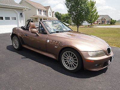 BMW : Z3 3.0i Convertible 2-Door CONVERTIBLE, 6 CYL. 3.0L ENGINE,  COLOR BRONZE, LEATHER SEATS, 6 DISC CHANGER