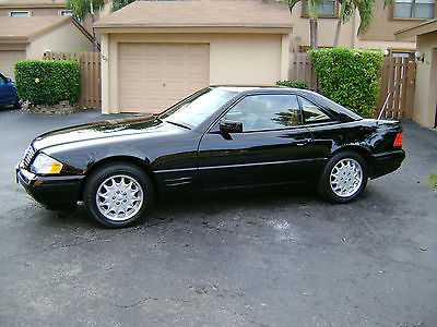 Mercedes-Benz : SL-Class Base convertible 1998 mb sl 500 33000 mi blk beige all orig mint cond garaged 100