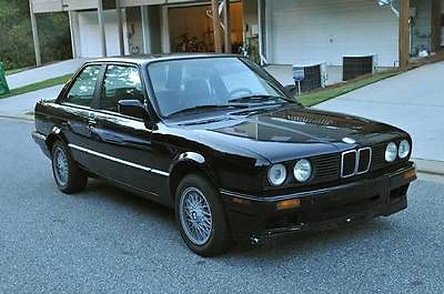 BMW : 3-Series 318is 1991 bmw 318 is black low mileage 5 speed