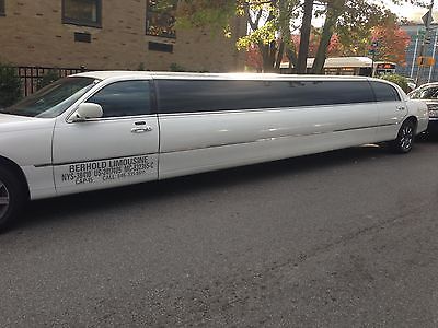 Lincoln : Town Car Executive L Limousine 5- doors 180 inch limo 2007 lincoln