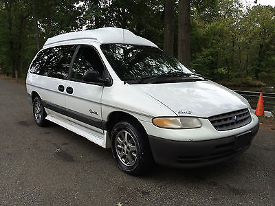 Plymouth : Grand Voyager SE Mini Passenger Van 4-Door 1997 plymouth grand voyager with only 107 500 miles high roof lots of space