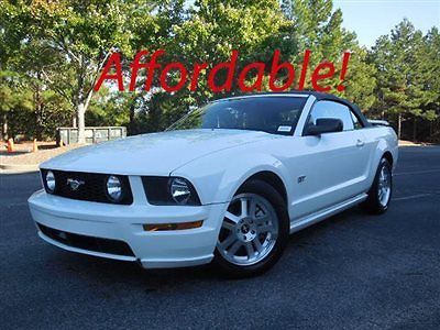 Ford : Mustang 2dr Convertible GT Deluxe Ford Mustang 2dr Convertible GT Deluxe Automatic Gasoline 4.6L 8 Cyl Performance