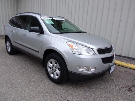 Chevrolet : Traverse LS LS SUV 3.6L CD Front Wheel Drive Power Steering ABS 4-Wheel Disc Brakes A/C