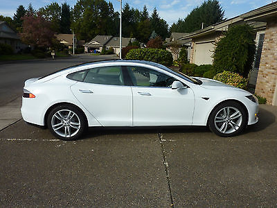Tesla : Model S S 85 White 2013 Tesla Sedan S 85, 1900 miles, Excellent Condition