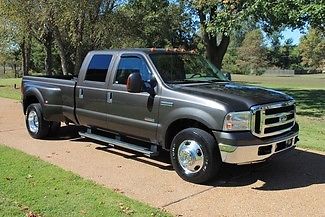 Ford : F-350 XLT Crew Cab Dually One Owner  Perfect Carfax  Powerstroke Diesel  Unbelievable Condition