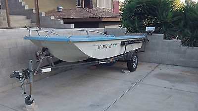 14 foot 1982 Sears game fisher fishing boat with trailer