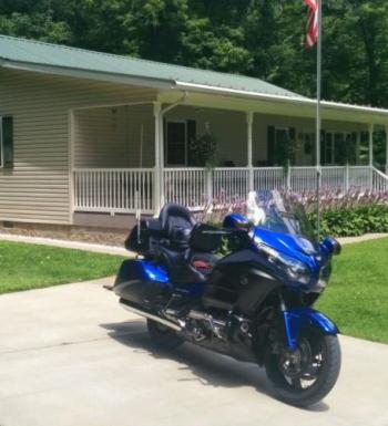 Honda : Gold Wing 2014 honda goldwing abs nav xm special paint blacked out painted blue
