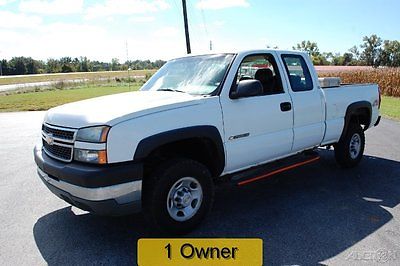 Chevrolet : Silverado 2500 Work Truck 2005 work truck used 6.0 v 8 xcab 4 x 4 white 3 4 ton 1 owner auto bedliner toolbox