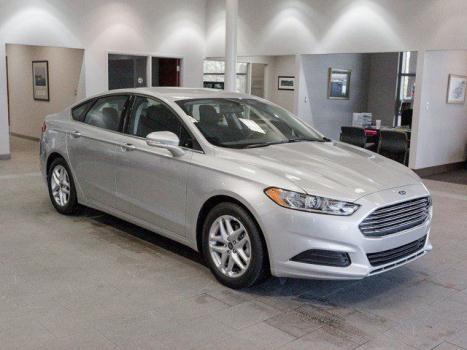 Ford : Fusion SE SE 2.5L CD Front Wheel Drive Power Steering ABS 4-Wheel Disc Brakes Brake Assist