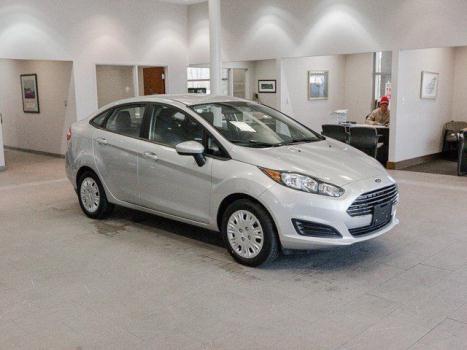 Ford : Fiesta S S 1.6L CD ENGINE: 1.6L TI-VCT I-4  (STD) Front Wheel Drive Power Steering ABS