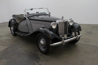 MG : T-Series TD Roadster  1952 mg td roadster 2 tone silver blk soft top side curtains same owner