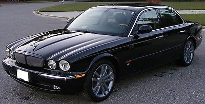 Jaguar : XJR Supercharged XJR Sedan Ebony 2005 Jaguar XJR Supercharged 4.2L V8 Charcoal Leather LOADED *REDUCED*