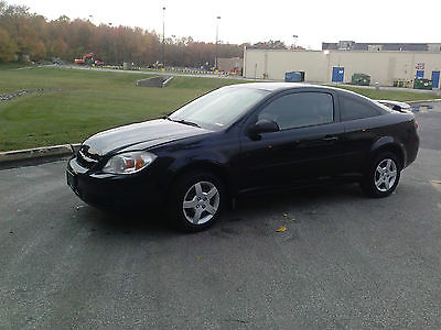 Chevrolet : Cobalt Base 2005 chevy cobalt coupe only 67 k miles needs work but well worth the repair