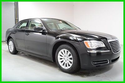 Chrysler : 300 Series Base Sedan 3.6L V6 RWD Panoramic Sunroof Leather New 2014 Chrysler 300 RWD DVD mp3 Heated Seats Aux-In Uconnect 8.4 Touch Screen