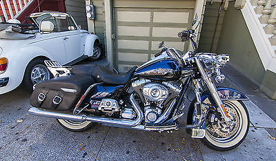 Harley-Davidson : Touring 2012 harley davidson road king classic flhrc only 2800 miles