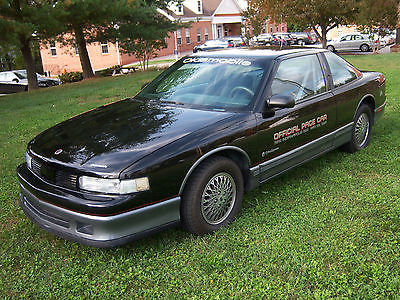 Oldsmobile : Cutlass Indy Pace Car Edition  1988 oldsmobile cutlass supreeme indy pace car edition