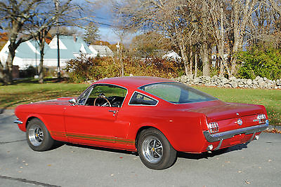 Shelby : GT 350 2 Door 1966 gt 350 hertz rare red hertz