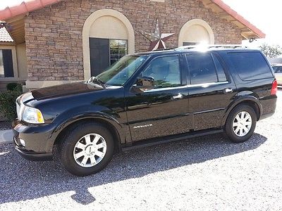 Lincoln : Navigator Base Sport Utility 4-Door 2005 lincoln navigator 4 door 5.4 l all the bells and whistles