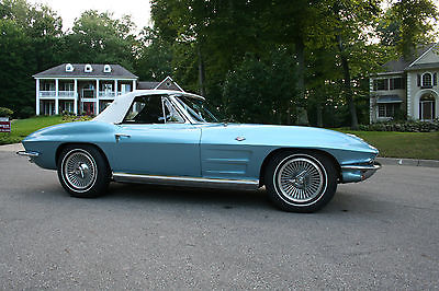 Chevrolet : Corvette Convertible Beautiful Siver Blue Convertible