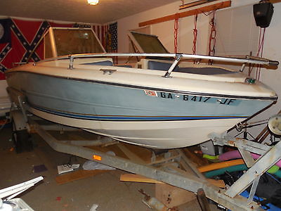 1983 Sting Ray Super Sport Boat