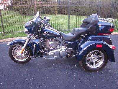 Harley-Davidson : Touring 2013 harley davidson tri glide ultra classic only 53 miles needs some work cheap