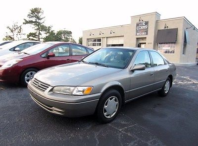 Toyota : Camry CE Sedan 4-Door 1998 toyota camry 149 k new front brakes and rotors 3900