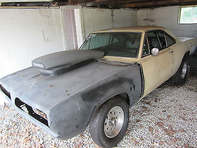 Plymouth : Barracuda RT 1968 plymouth barracuda fix strip 5 gallon fuel cell roll cage rollin chassis
