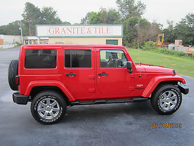 Jeep : Wrangler Unlimitrd Sahara Flame Red 2013 Jeep Wrangler Unlimited Sahara 4X4 Dual Top Loaded & Like New