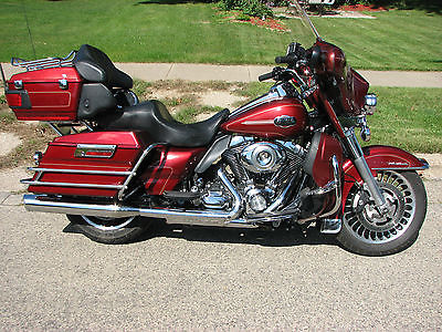 Harley-Davidson : Touring 2009 ultra classic red hot sunglo rebuilt previous salvage title w zumo gps