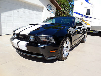Ford : Mustang GT Florida 2010 Ford Mustang GT Coupe Premium 5 Speed 34k miles Glass Roof  CLEAN!!