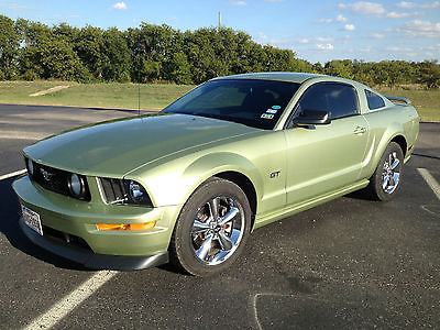 Ford : Mustang GT 2005 ford mustang gt coupe 2 door 4.6 l very sound mechanically nice clean