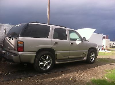 GMC : Yukon Denali Sport Utility 4-Door 2005 gmc yukon denali sport utility 4 door 6.0 l