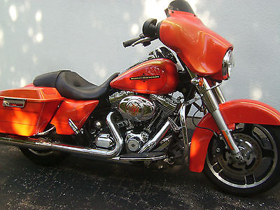 Harley-Davidson : Touring FLHX STREET GLIDE---SWEET DEAL