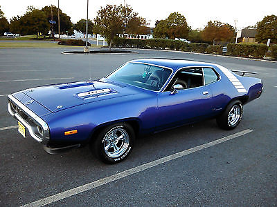 Plymouth : Road Runner roadrunner 1972 plymouth roadrunner 4 speed factory air cond