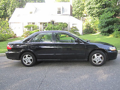 Honda : Accord EX 4 Door 2000 honda accord ex 4 door original owner with low mileage fully loaded