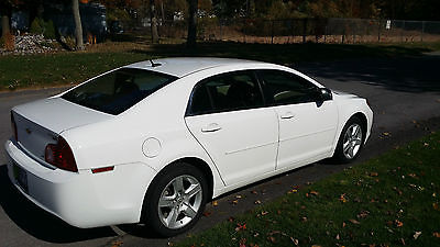 Chevrolet : Malibu LS 2009 white chevrolet malibu ls very low miles mint 1 owner driven as 3 rd vechile