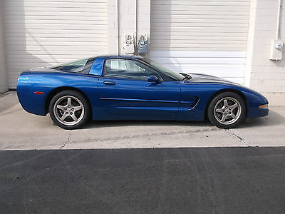 Chevrolet : Corvette Base Coupe 2-Door 2003 chevrolet corvette coupe electron blue metallic automatic