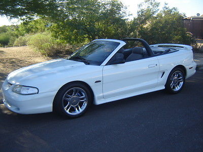 Ford : Mustang GT Convertible 2-Door 1996 ford mustang gt convertible w less than 12 400 original miles
