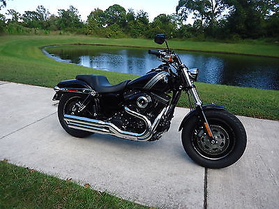 Harley-Davidson : Dyna 2014 harley dyna fatbob only 2 k miles and like new