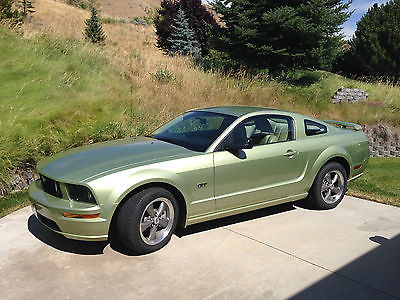 Ford : Mustang Premium 2006 ford mustang gt premium 4.6 l v 8 5 speed automatic 11 k miles shaker sound