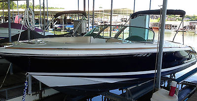CLASSIC CHRIS-CRAFT LAUNCH 25 *A BEAUTY!!* 2003 MODEL 253 HOURS